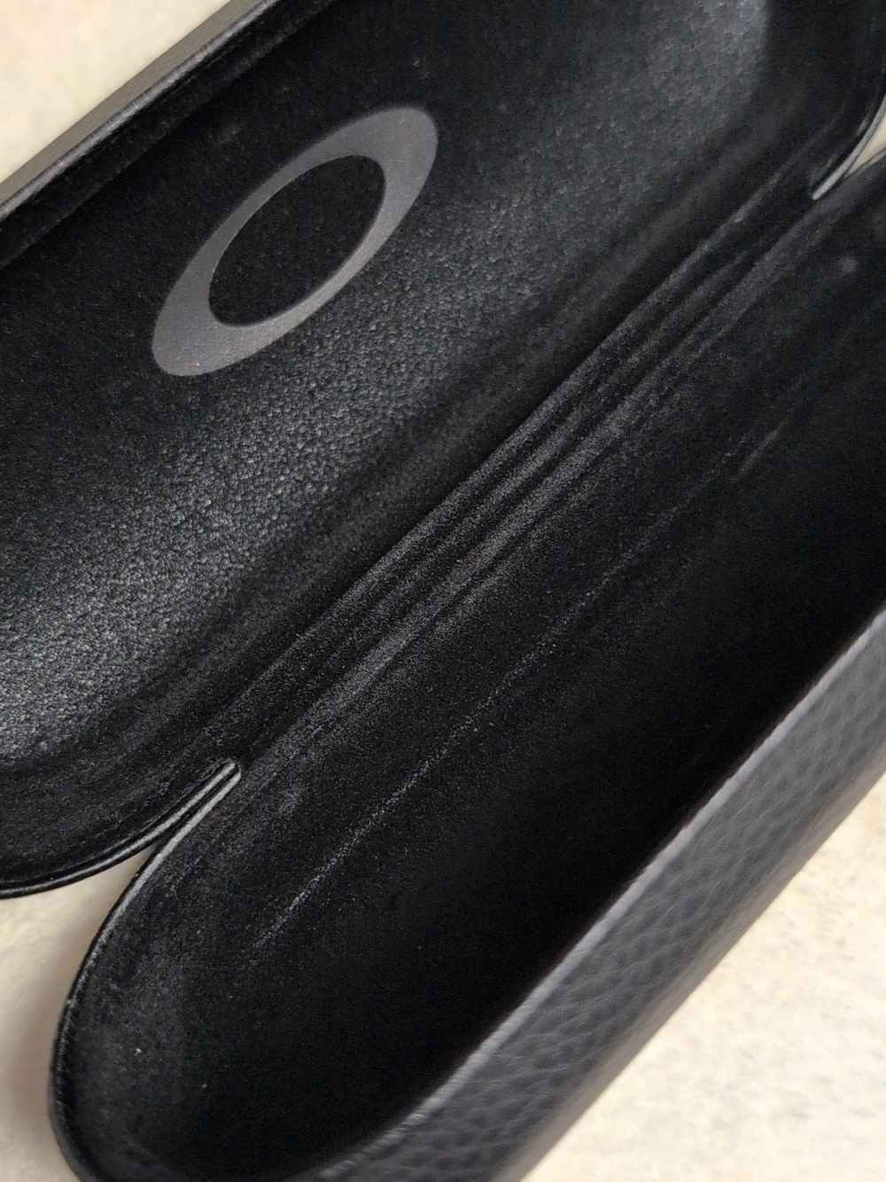 Oakley Black Hard Shell Sunglasses Case